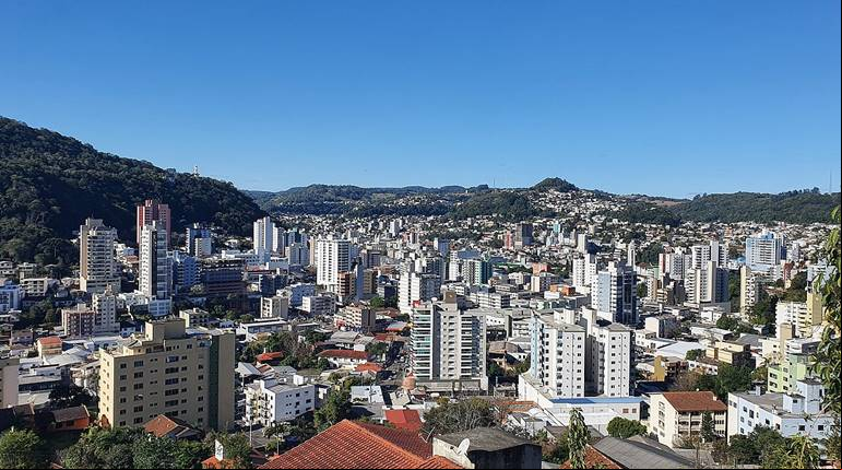 Viajar no feriado de Carnaval para a cidade de Joa