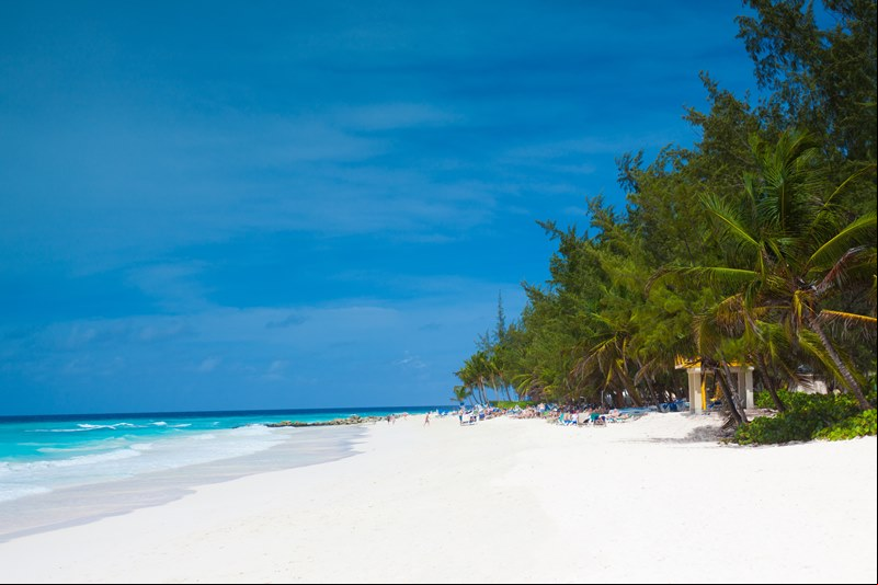 Praia em Barbados, pa